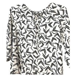 Designer Milano Italy for Sioni. all over graphic blouse. Size M regular fit.